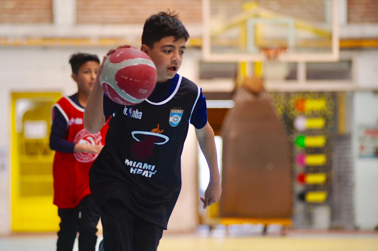 Los chicos pusieron primera en el Jr. NBA de La Plata